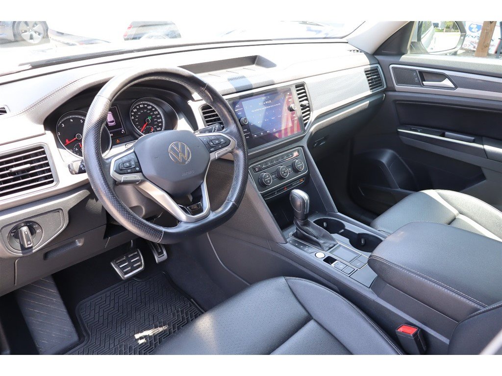 Used 2021 Volkswagen Atlas SE FWD image 16