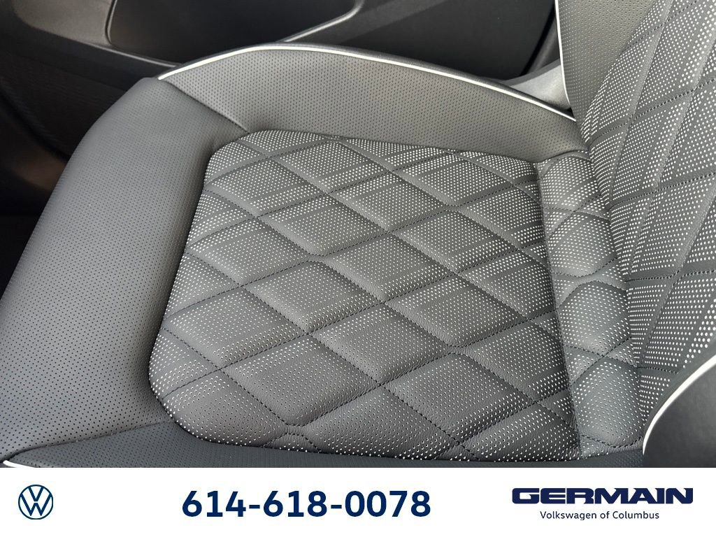 New 2026 Volkswagen Atlas SEL Premium R-Line image 32