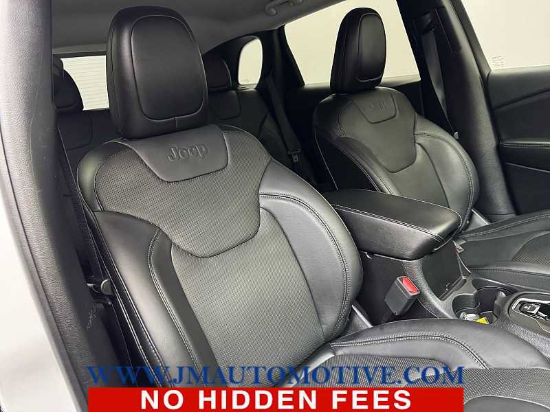 Used 2019 Jeep Cherokee Limited image 20