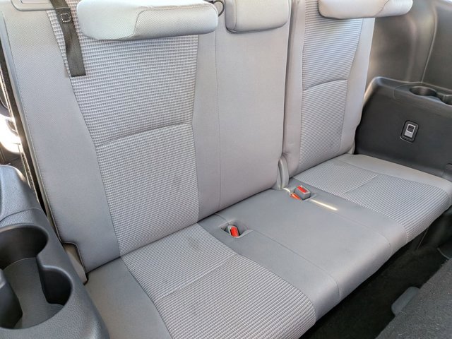 Used 2023 Toyota Highlander LE image 20