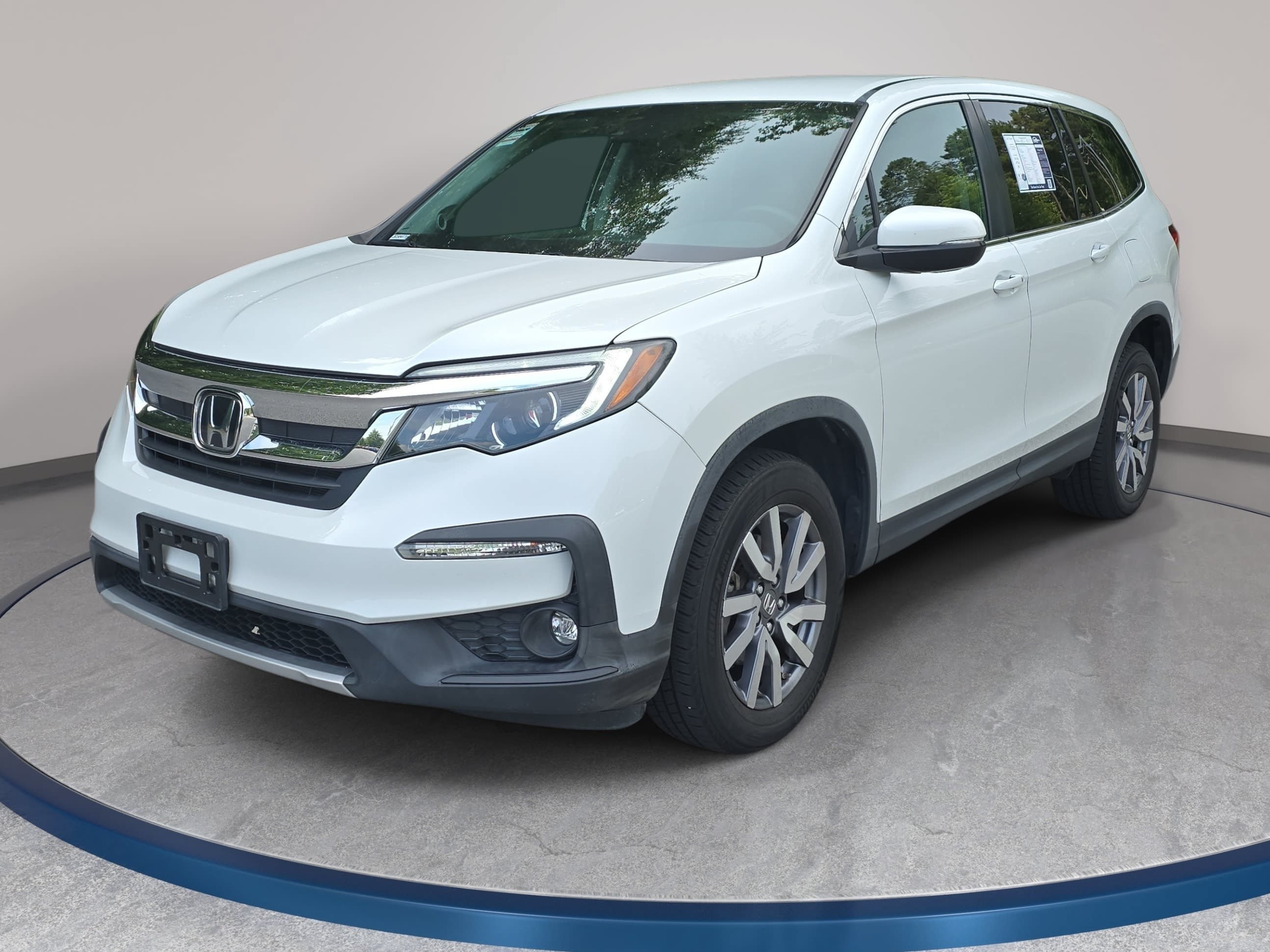Used 2020 Honda Pilot EX image 1