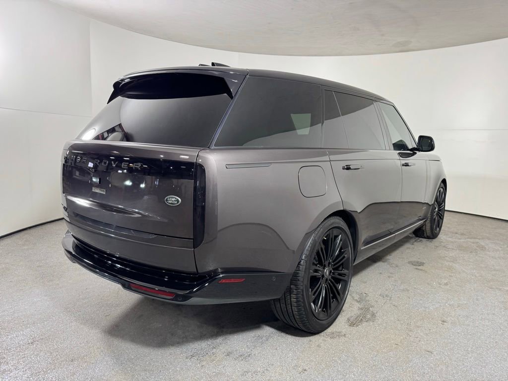 Used 2023 Land Rover Range Rover Long Wheelbase First Edition AWD/4WD image 6