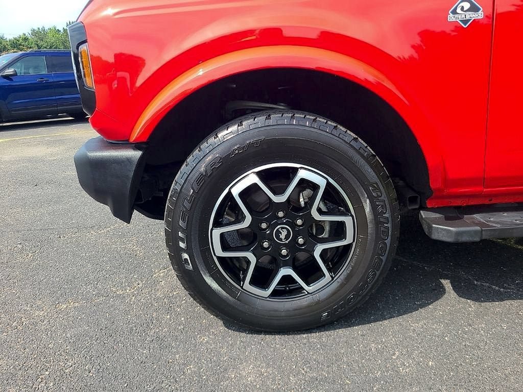 Used 2023 Ford Bronco Outer Banks AWD/4WD image 12