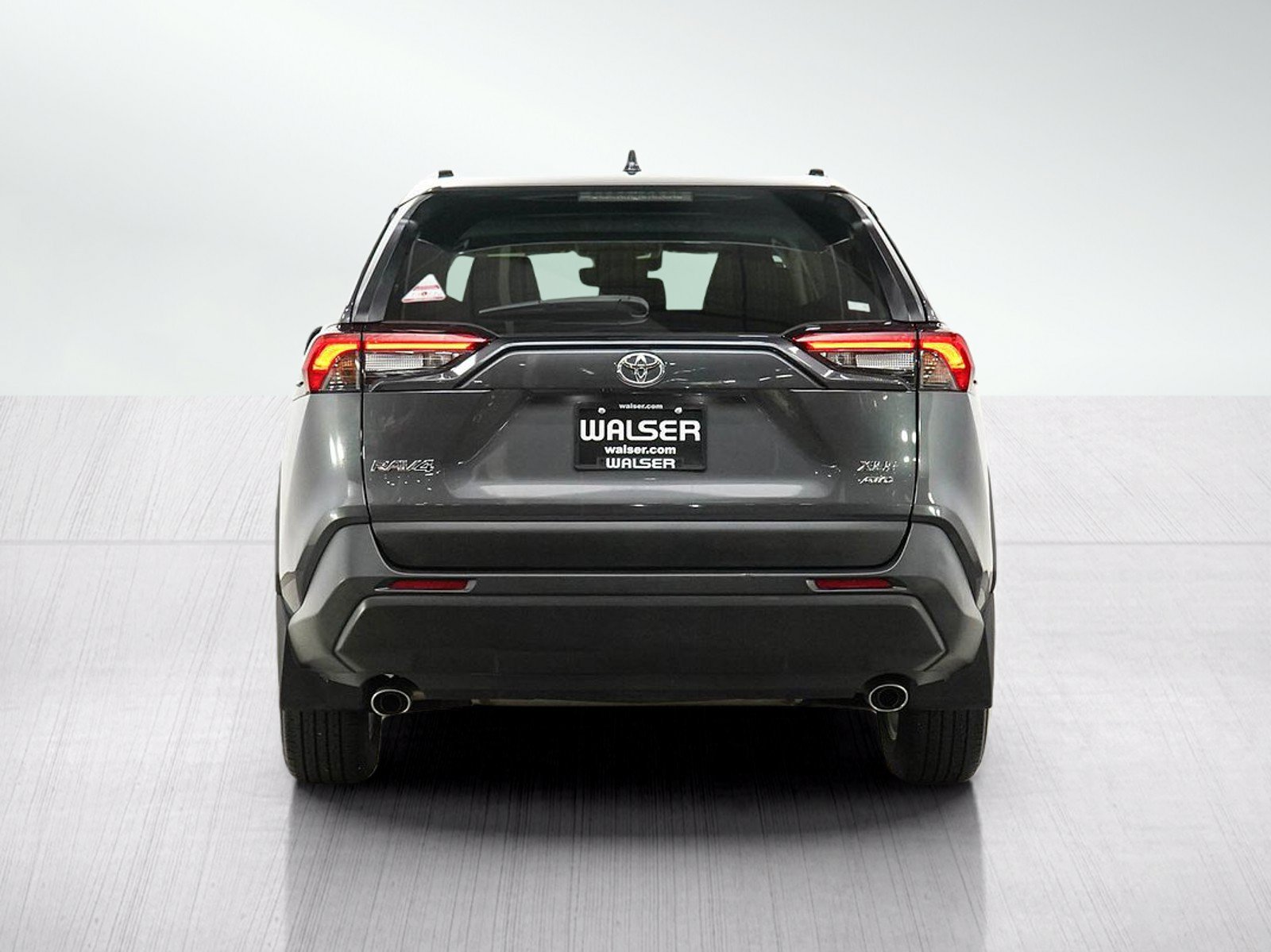 Used 2023 Toyota RAV4 XLE w/ Convenience Package AWD/4WD image 4