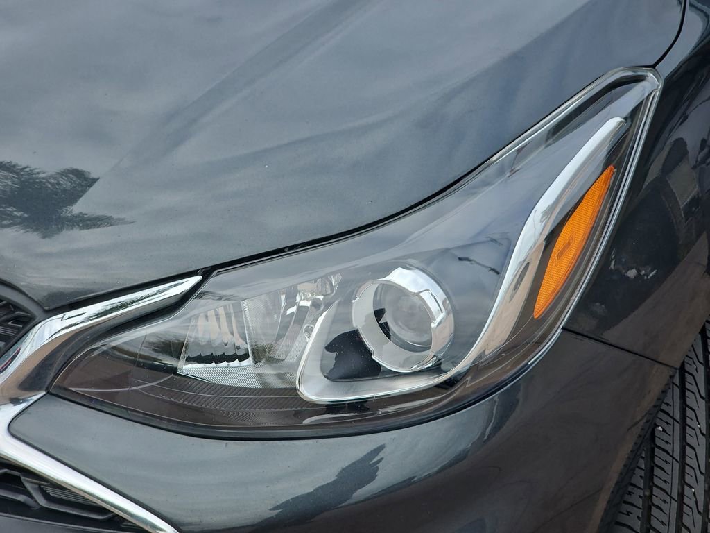 Used 2021 Chevrolet Spark LT image 32