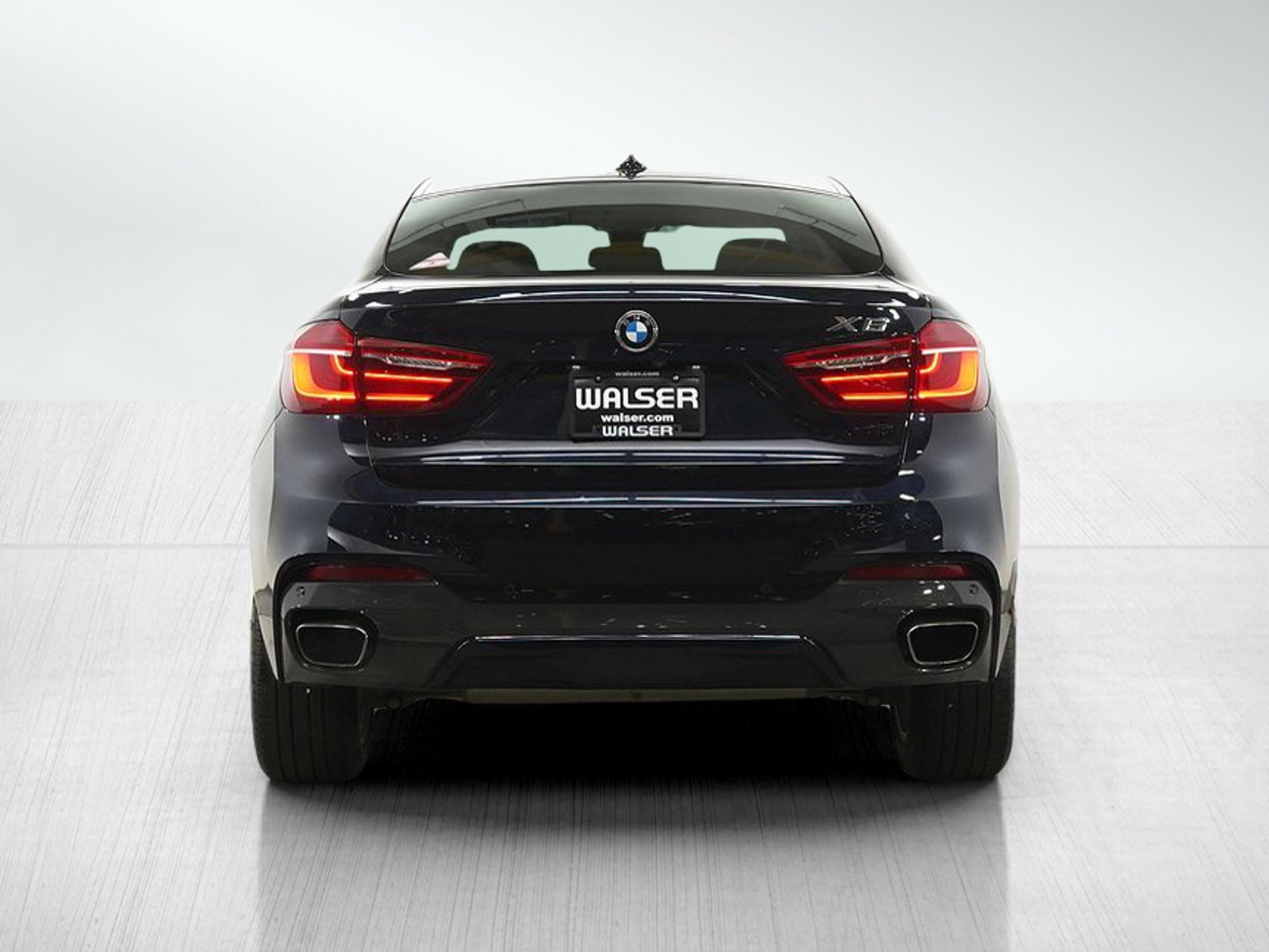 Used 2019 BMW X6 xDrive50i w/ M Sport Package AWD/4WD image 4