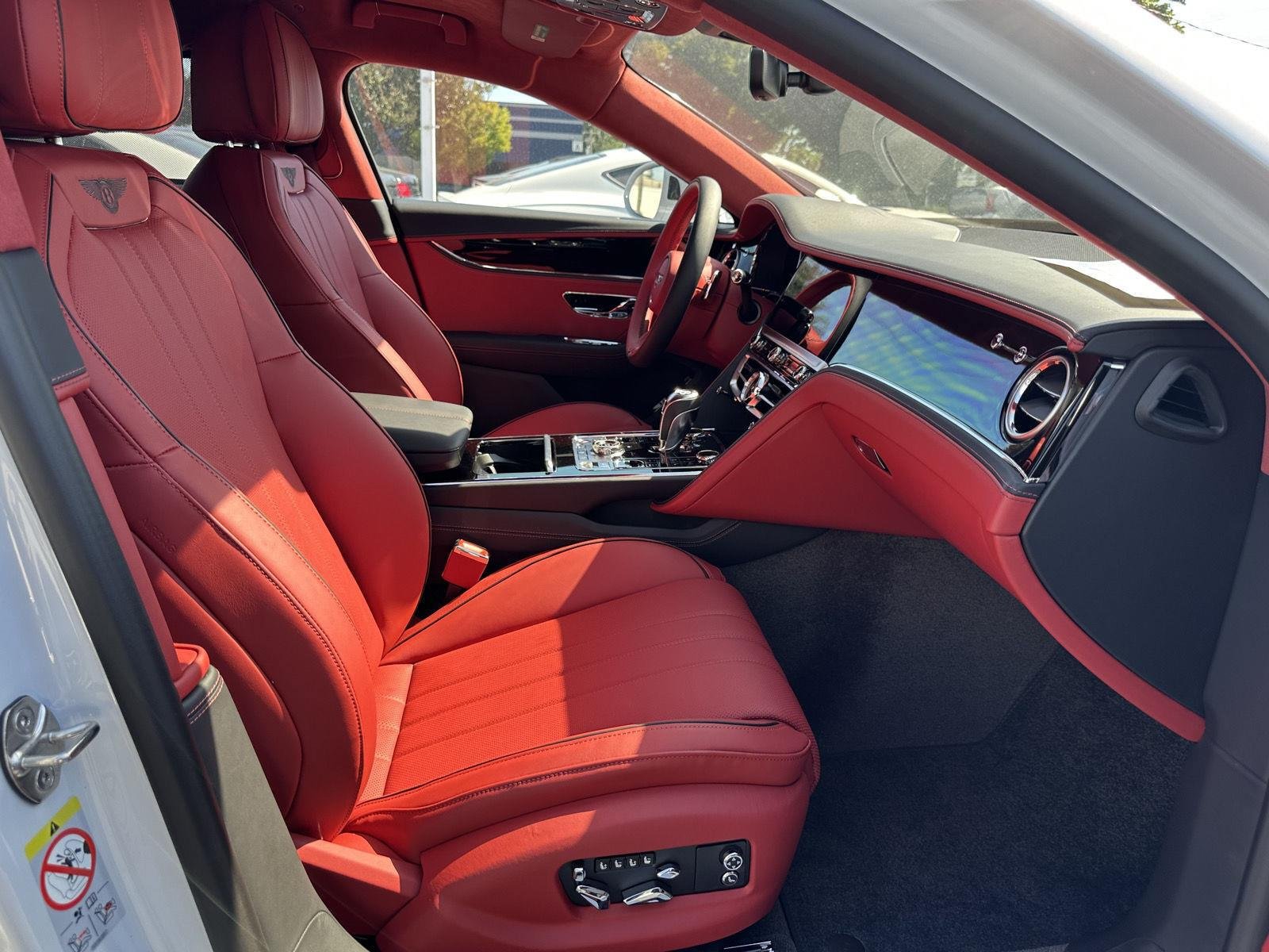 New 2026 Bentley Flying Spur Plug-In Hybrid AWD/4WD image 15