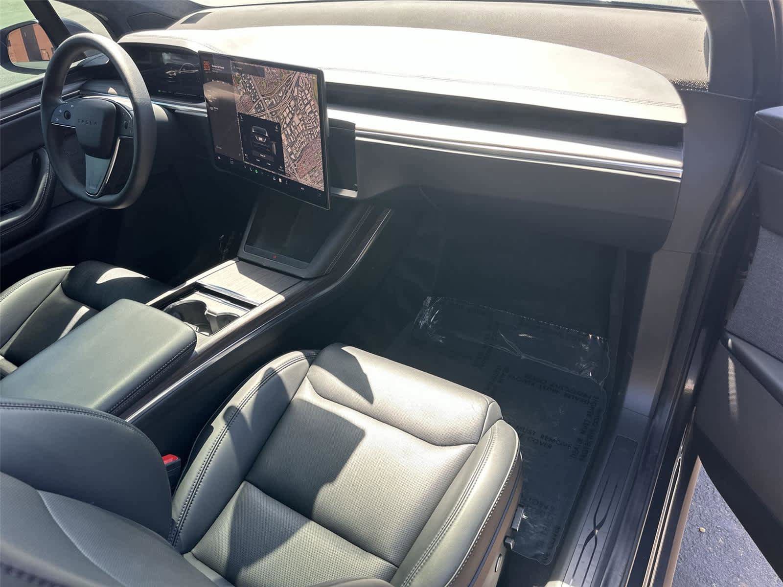 Used 2024 Tesla Model X AWD/4WD image 13