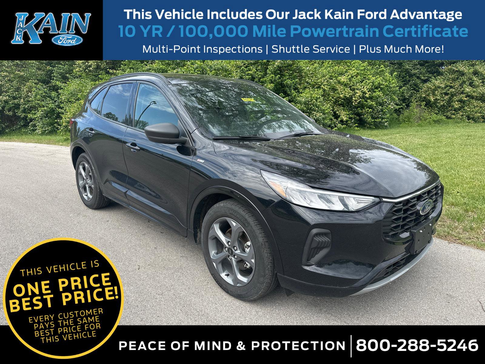 Used 2023 Ford Escape ST-Line w/ Tech Pack #1 FWD image 1