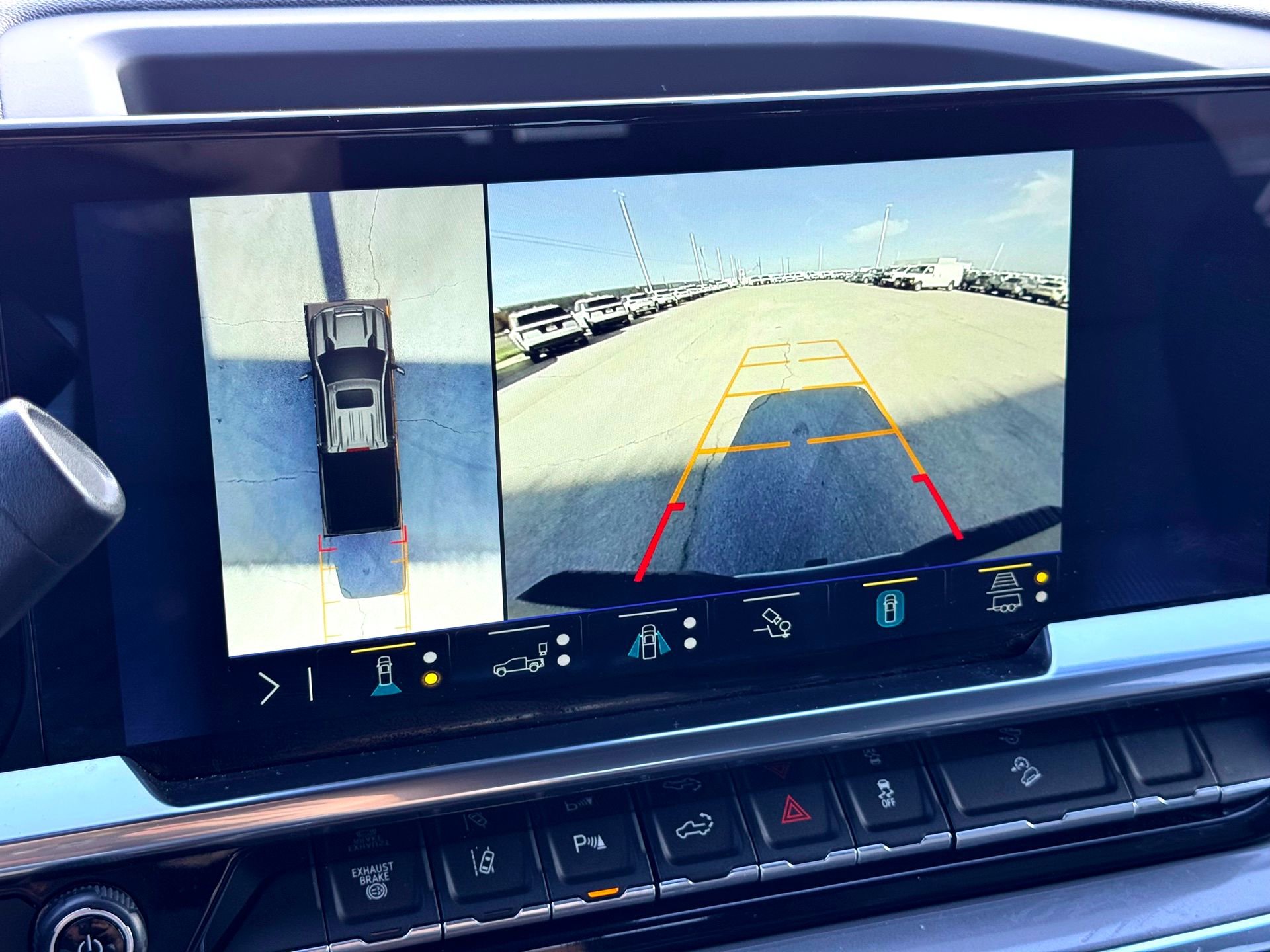 Used 2024 Chevrolet Silverado 2500 High Country w/ Technology Package image 29