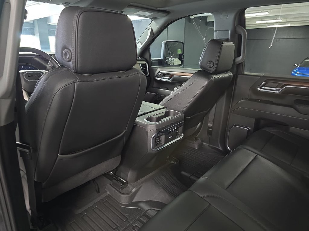 Used 2024 GMC Sierra 2500 Denali w/ Denali Reserve Package AWD/4WD image 27