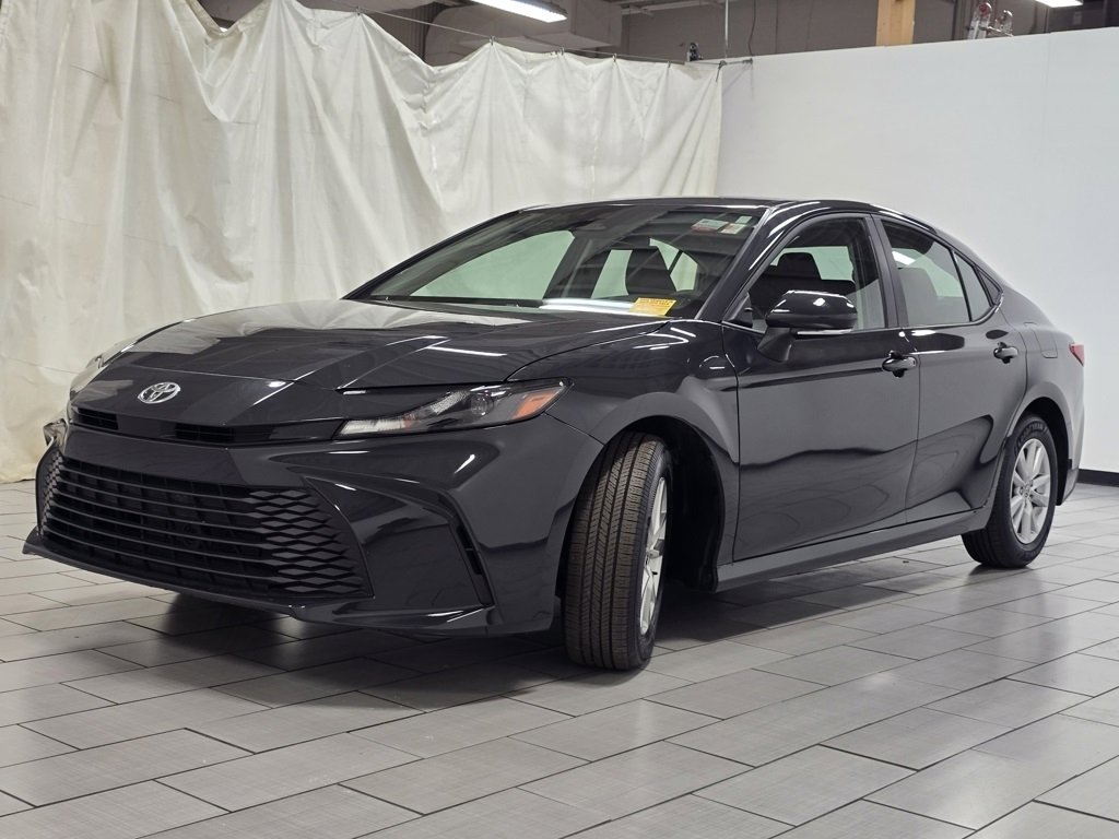 Certified 2025 Toyota Camry LE image 10