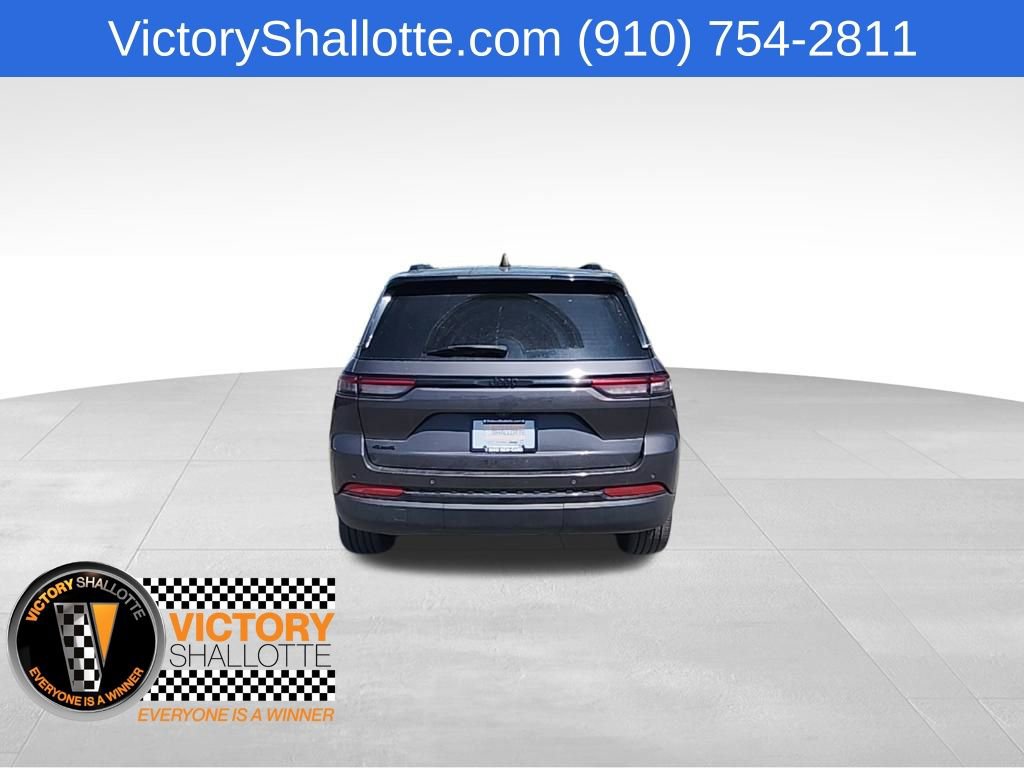 Certified 2023 Jeep Grand Cherokee Altitude AWD/4WD image 22