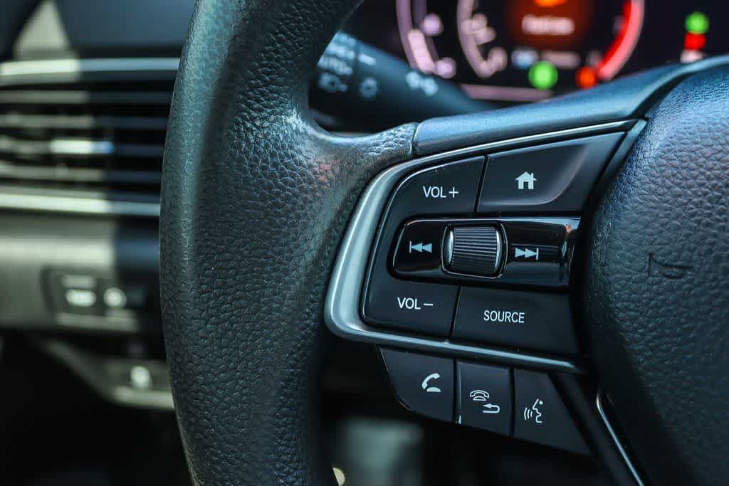 Used 2018 Honda Accord LX image 22