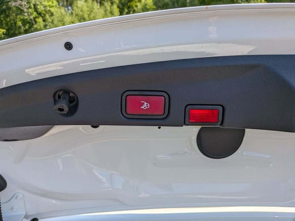 Used 2020 Mercedes-Benz E 450 4MATIC Cabriolet image 21