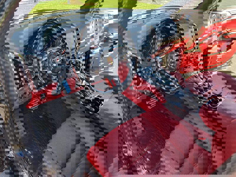 Used 2017 Porsche Cayenne S image 31