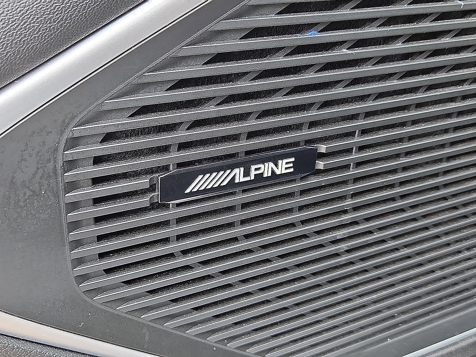 Used 2024 Jeep Wagoneer Series II w/ Flexible Seating Group RWD image 23