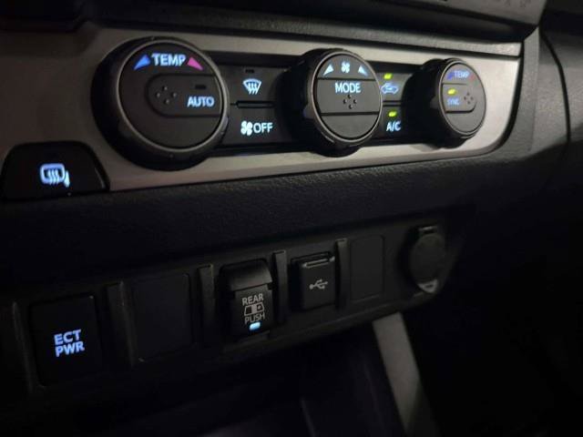 Used 2023 Toyota Tacoma SR5 RWD image 30