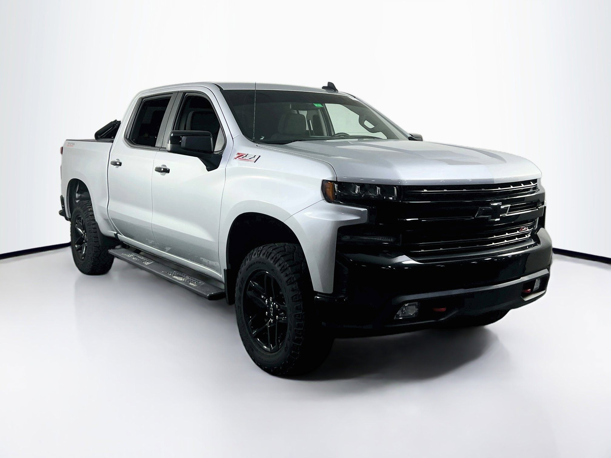Used 2022 Chevrolet Silverado 1500 LT Trail Boss AWD/4WD image 3