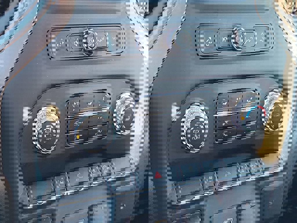 Used 2024 GMC Sierra 2500 Pro image 25