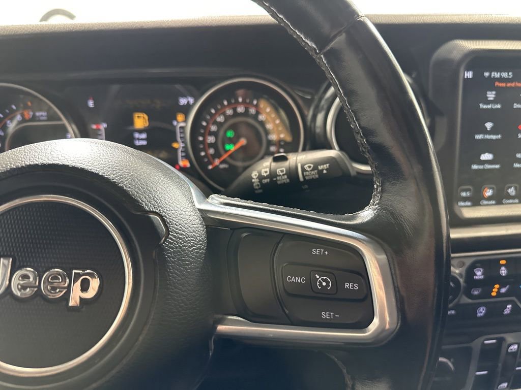 Used 2020 Jeep Wrangler Unlimited Sahara image 23