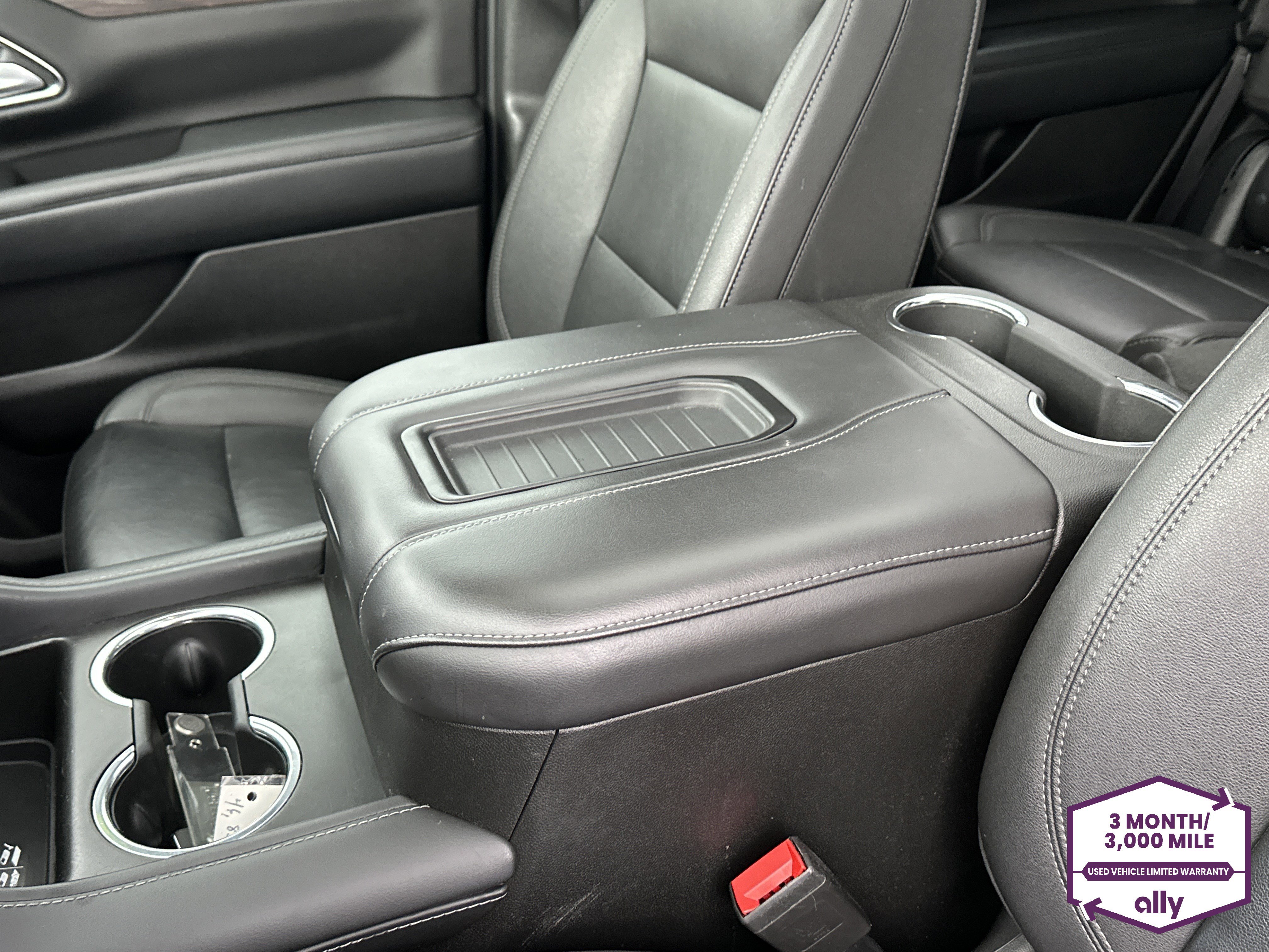 Used 2022 Chevrolet Tahoe Z71 w/ Z71 Off-Road Package image 16