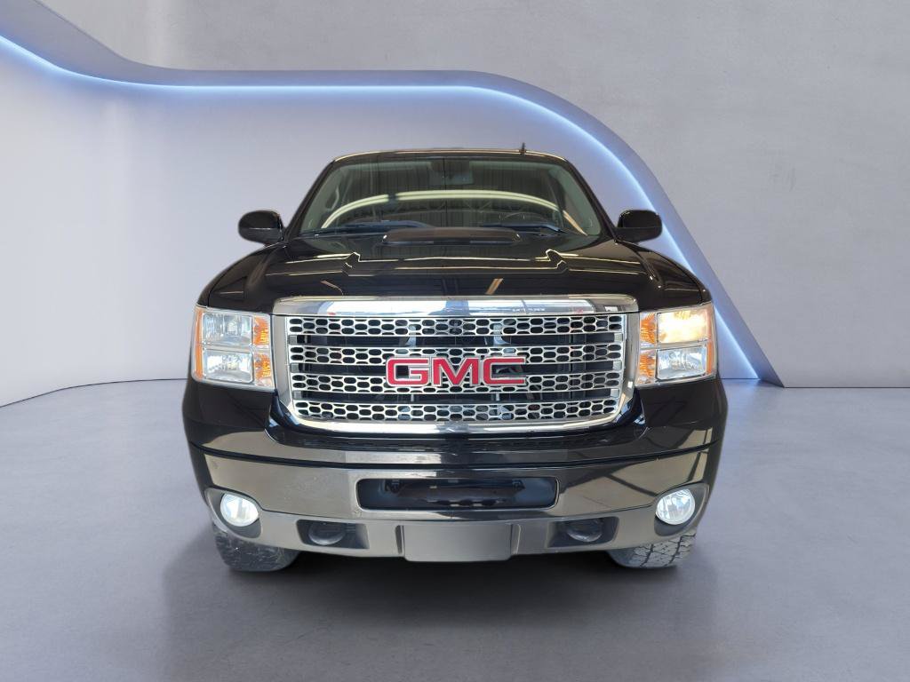 Used 2012 GMC Sierra 2500 Denali w/ Snow Plow Prep Package AWD/4WD image 2