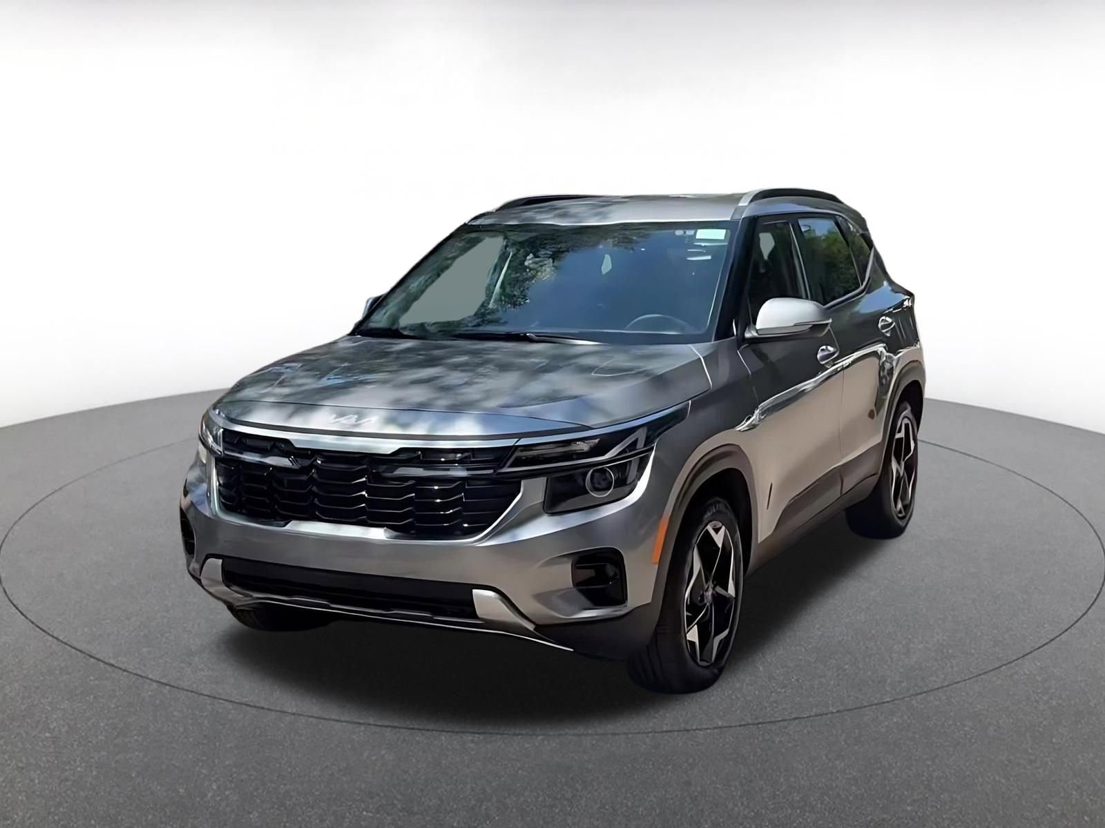 Used 2025 Kia Seltos S FWD image 7