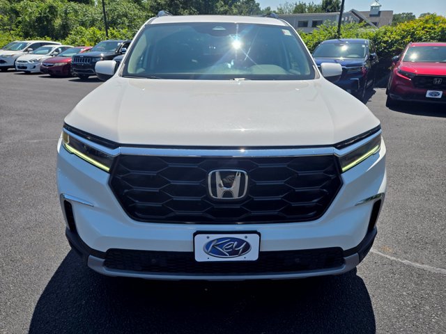 Used 2023 Honda Pilot Touring image 8