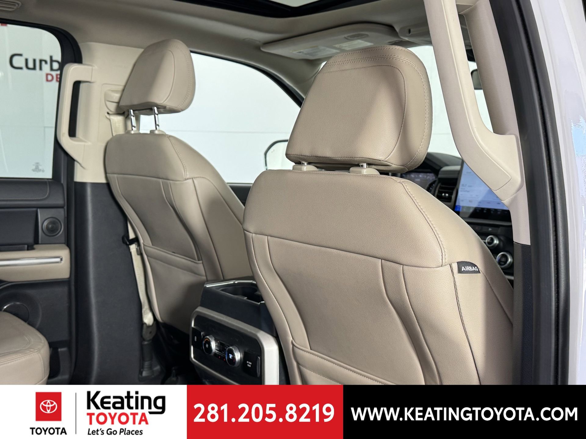 Used 2024 Ford Expedition Limited image 19