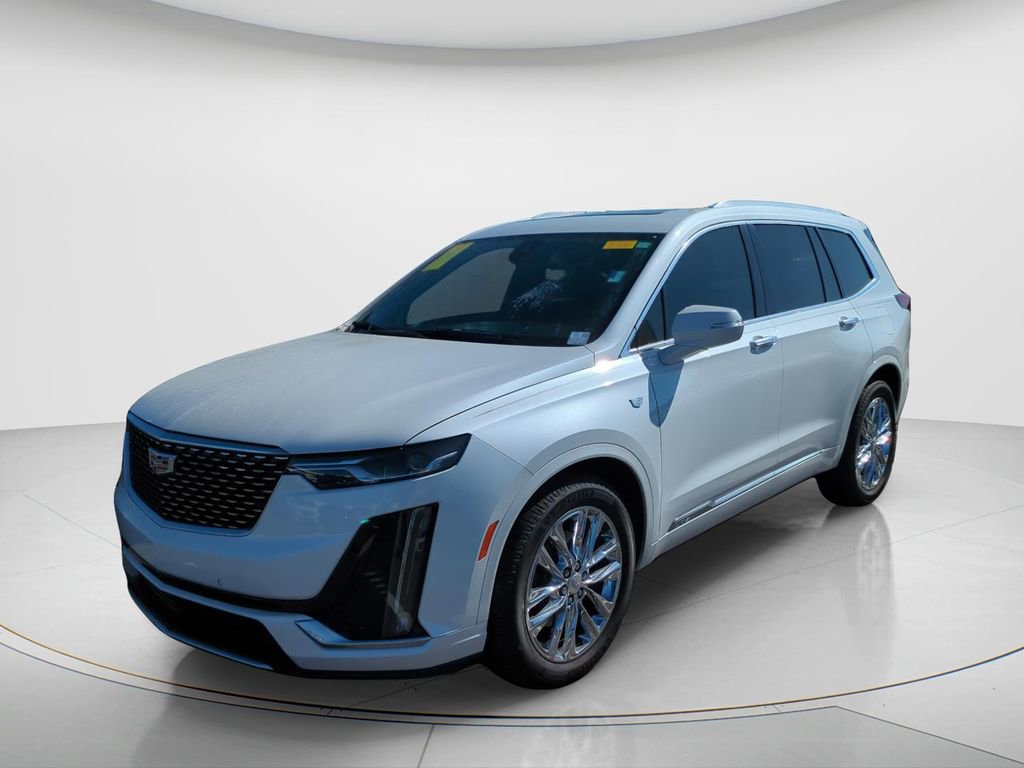 Used 2021 Cadillac XT6 Premium Luxury w/ LPO, Floor Liner Package image 28