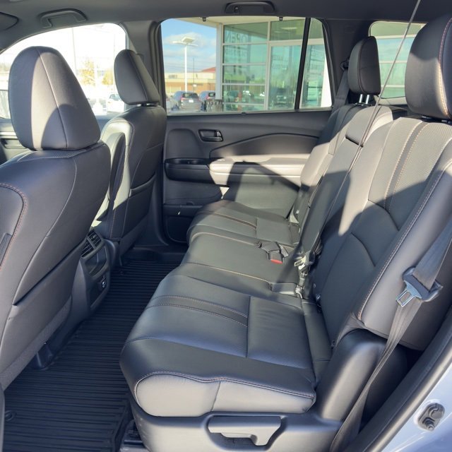 Certified 2022 Honda Passport TrailSport image 11