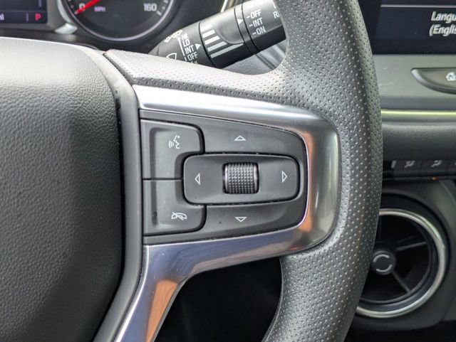 Used 2025 Chevrolet Blazer LT image 18