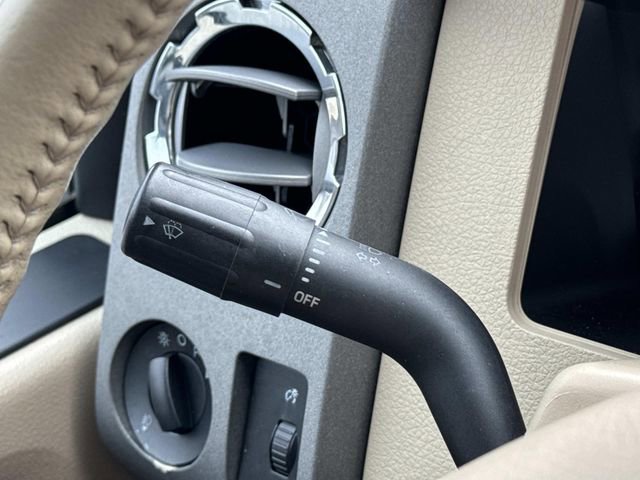 Used 2009 Ford F250 Lariat image 22