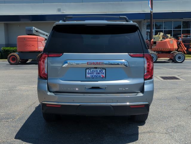 Used 2024 GMC Yukon XL SLT w/ SLT Luxury Package AWD/4WD image 5