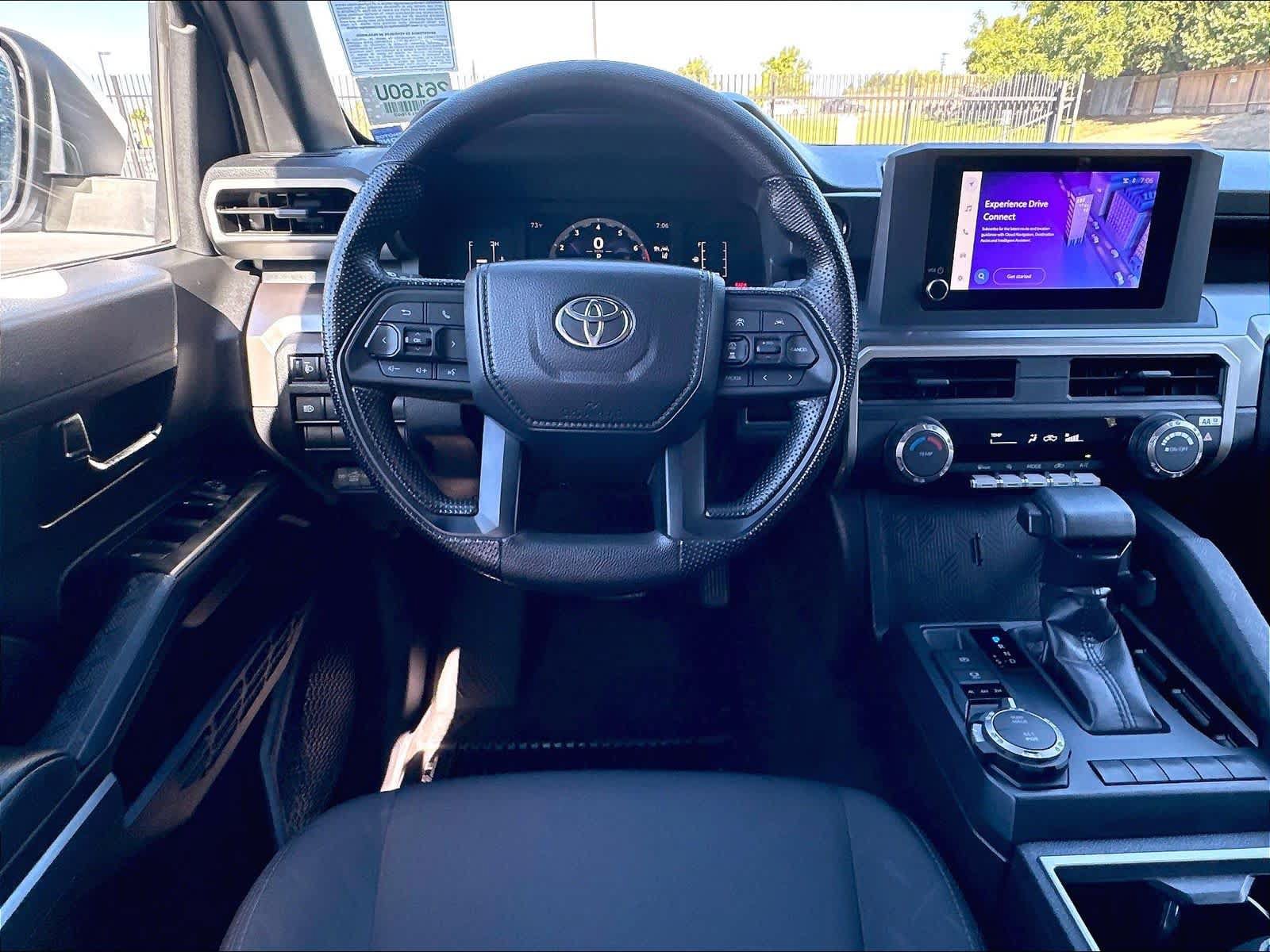 Used 2025 Toyota Tacoma SR5 AWD/4WD image 8