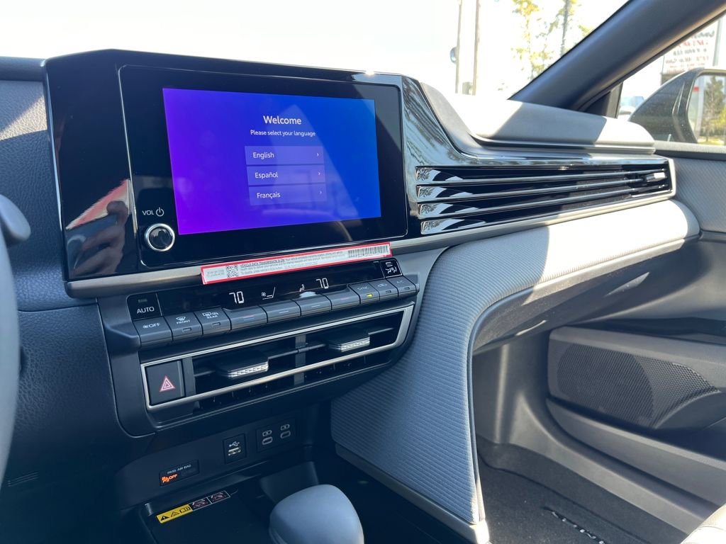 New 2026 Toyota Camry SE w/ Convenience Package image 16