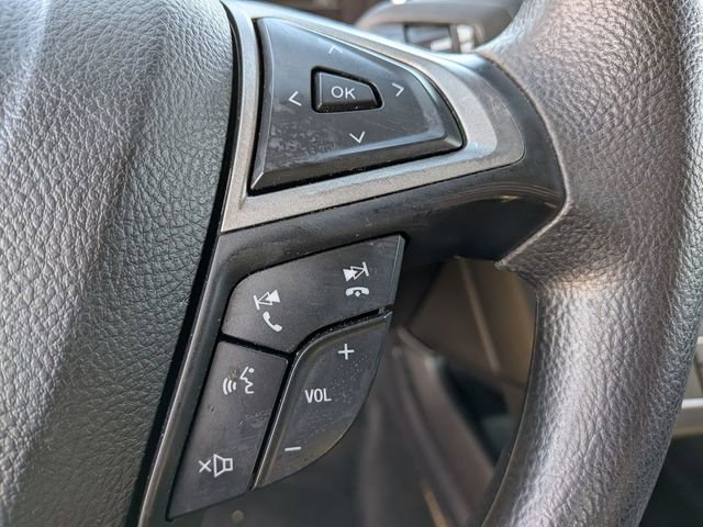 Used 2020 Ford Fusion SE image 19