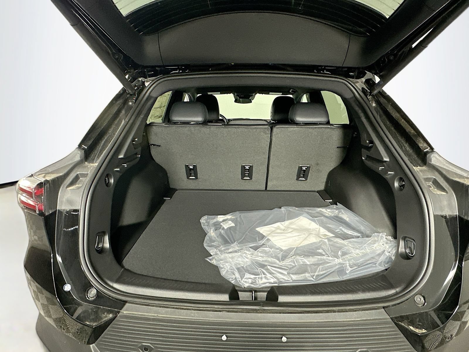 New 2026 Chevrolet Equinox EV LT AWD/4WD image 27