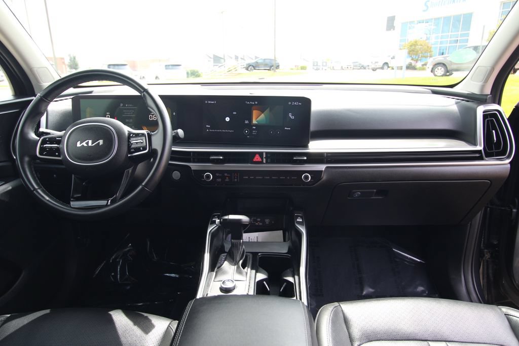 Used 2024 Kia Sorento S FWD image 45