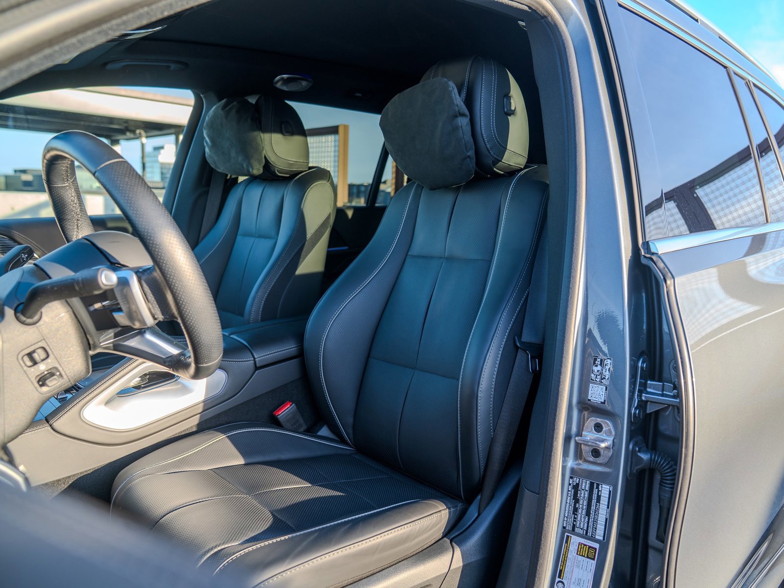 Used 2025 Mercedes-Benz GLS 450 4MATIC image 27