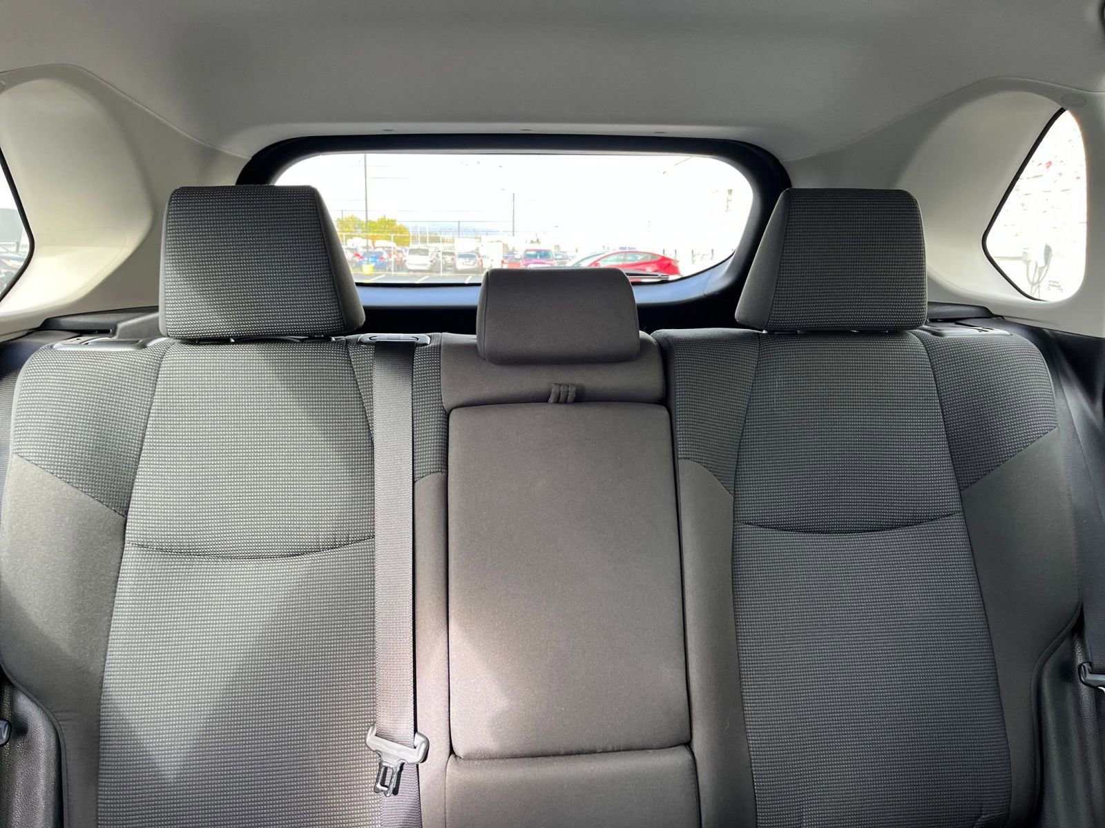 Used 2025 Toyota RAV4 LE image 37