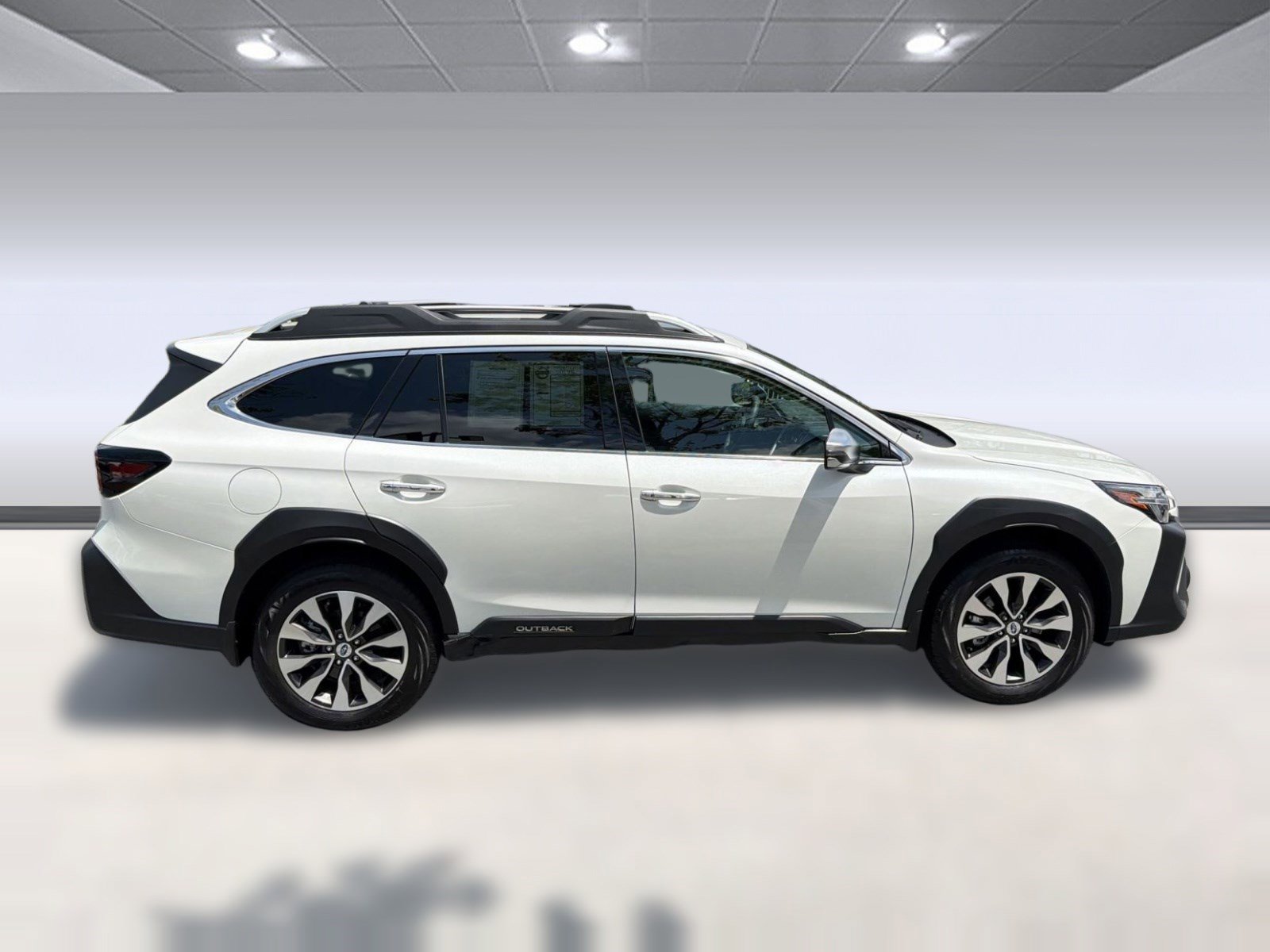 Used 2025 Subaru Outback Touring w/ Popular Package #2 AWD/4WD image 7