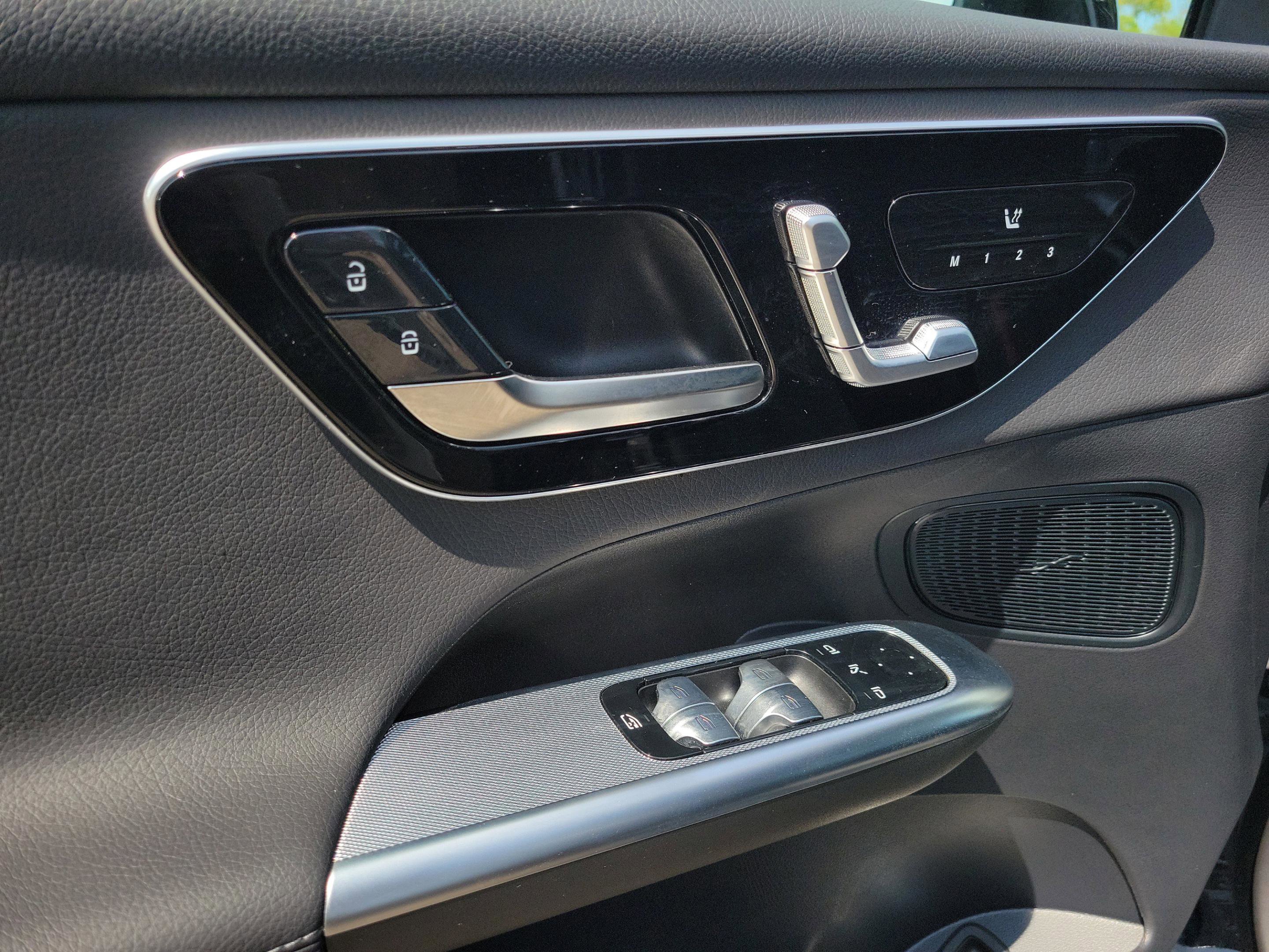 Certified 2026 Mercedes-Benz GLC 300 4MATIC image 25