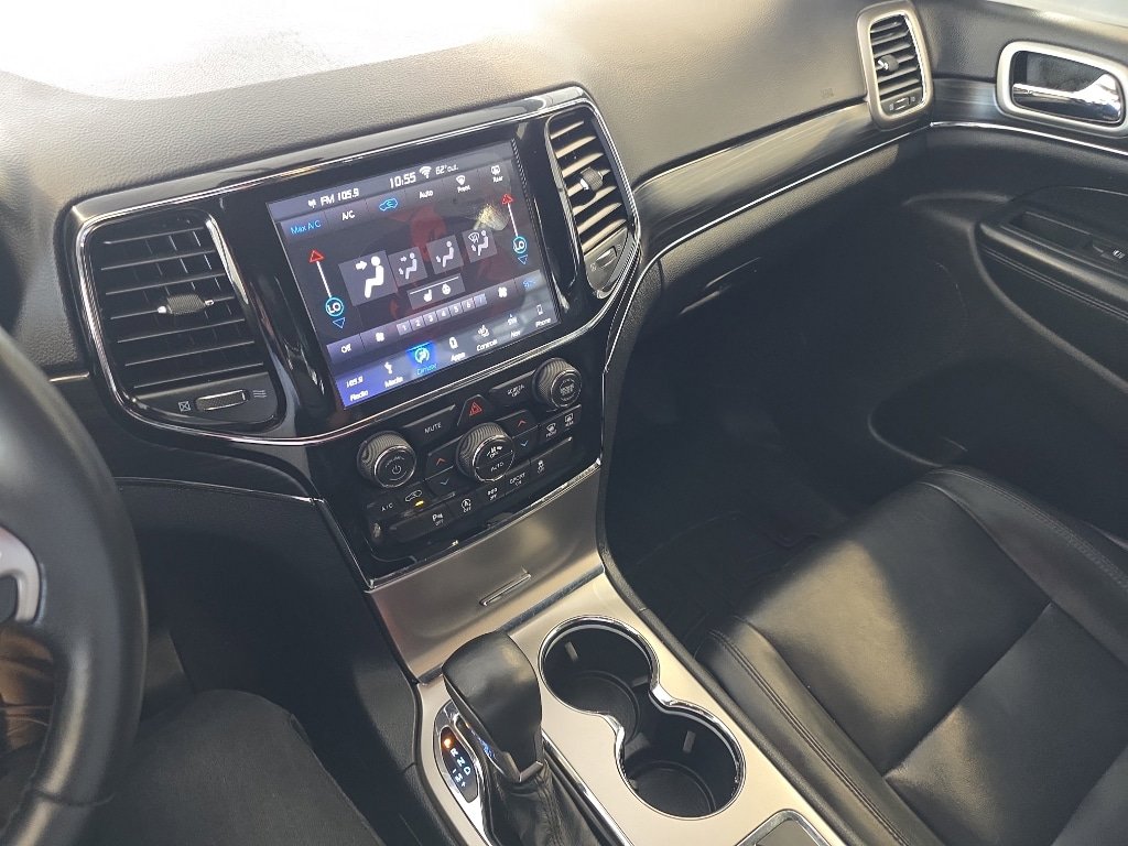 Used 2019 Jeep Grand Cherokee Limited w/ Trailer Tow Group IV AWD/4WD image 12