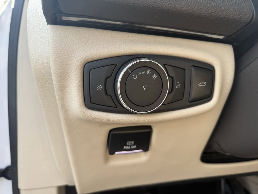 Used 2020 Lincoln MKZ Reserve w/ Elements Package image 17