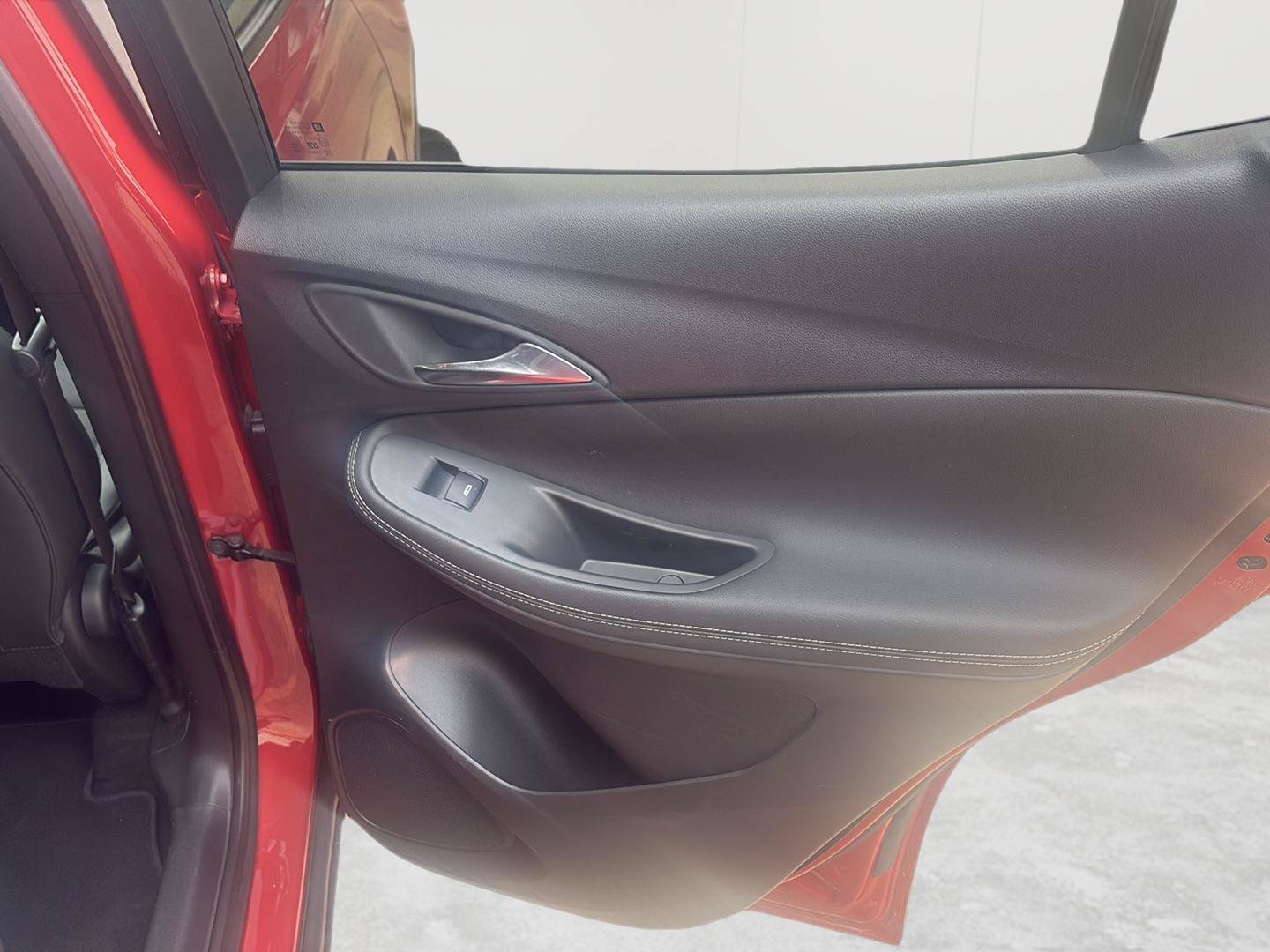 Certified 2024 Buick Encore GX Preferred FWD image 26