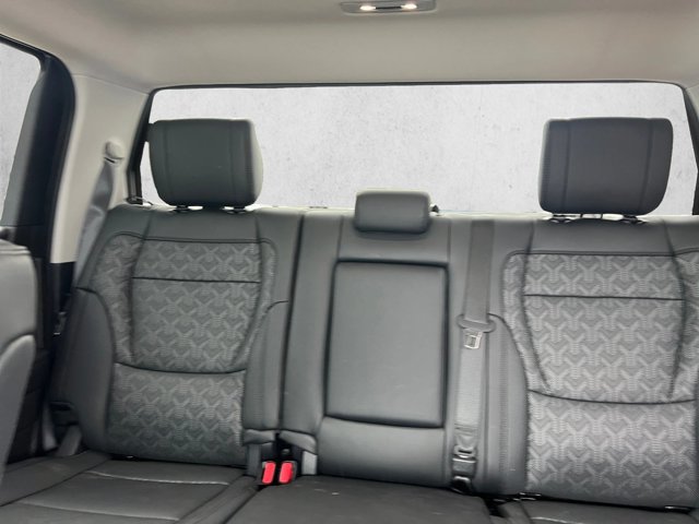 Used 2024 Toyota Tundra Limited AWD/4WD image 22