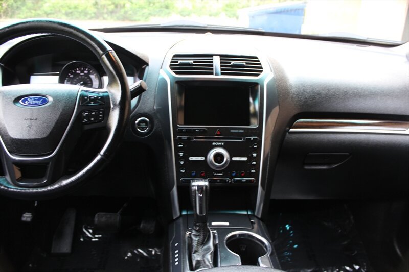 Used 2016 Ford Explorer Limited AWD/4WD image 14