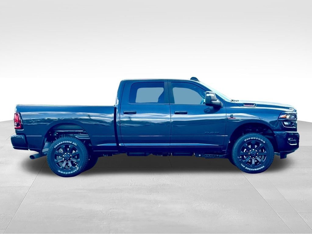 New 2026 RAM 2500 Big Horn AWD/4WD image 8